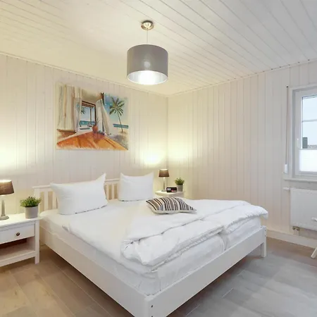 Holiday home Pet Friendly In With Kitchen Zerpenschleuse