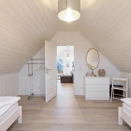 Pet Friendly In With Kitchen Holiday home Zerpenschleuse