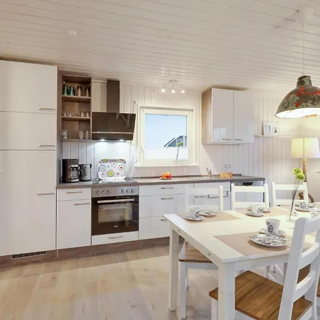 Holiday home Pet Friendly In With Kitchen *