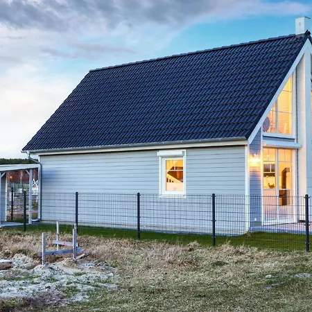 Pet Friendly In With Kitchen Holiday home *